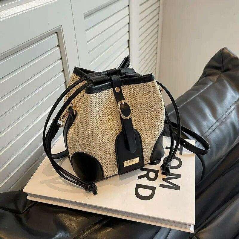 תיק דלי מעוצב מקש לנשים