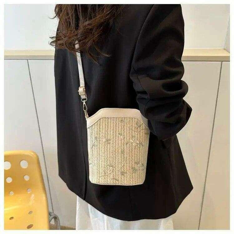 תיק צד מעוצב מקש בעיצוב פרחוני לנשים