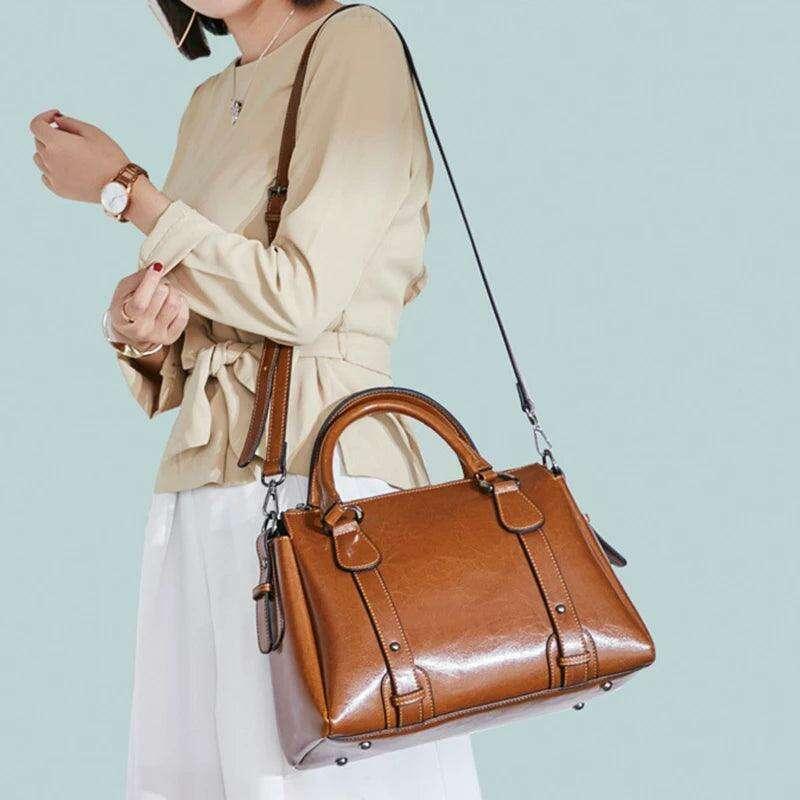 Elegant leather handbag for women - a combination of style and practicality