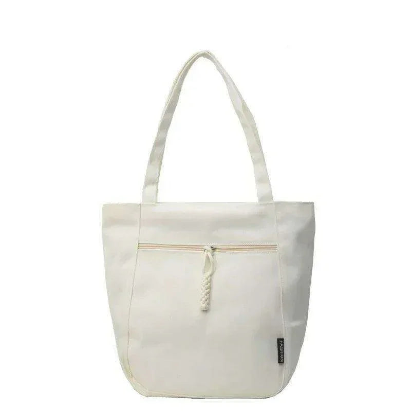 A tote bag for women with a practical and elegant design