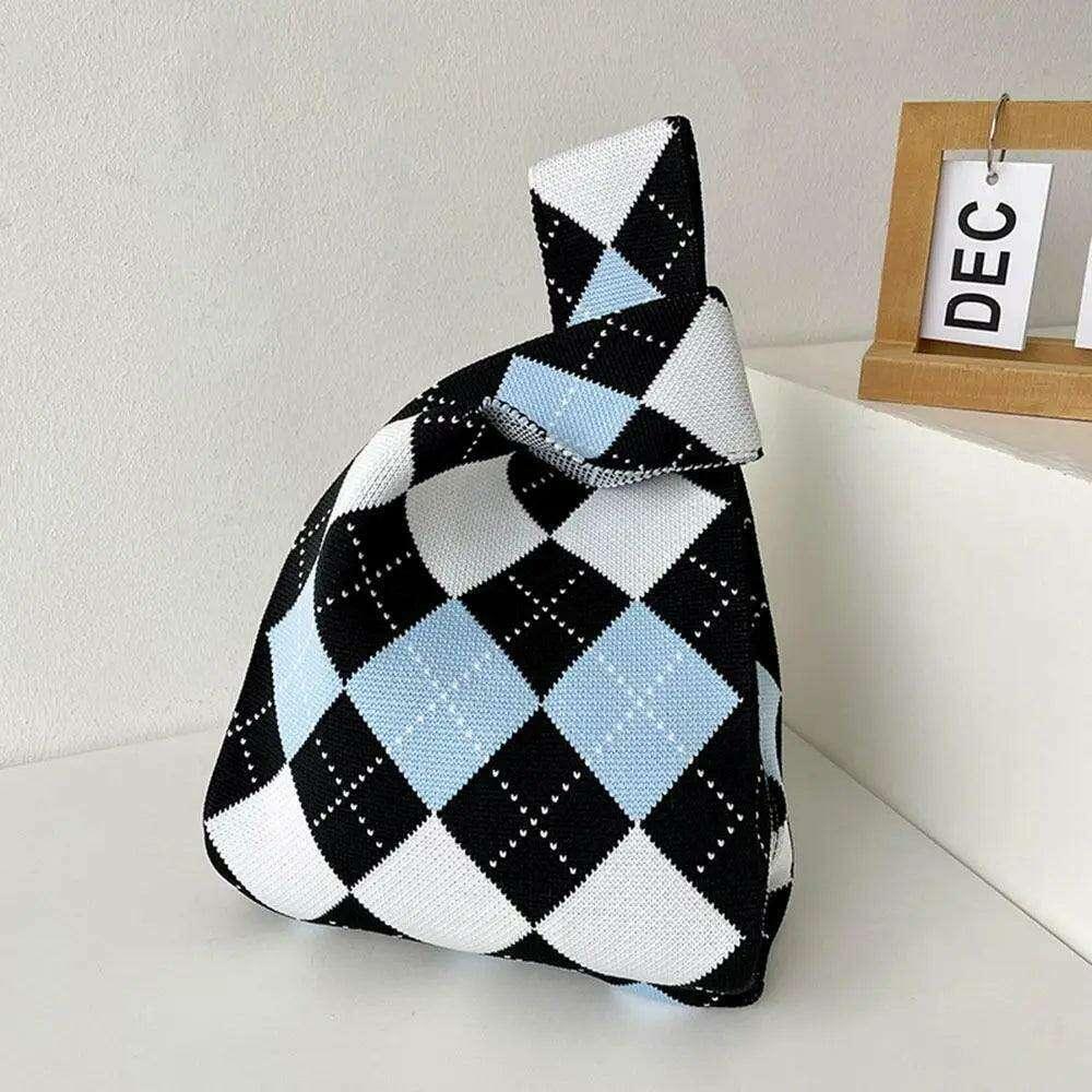 תיק קלוע בעבודת יד לנשים