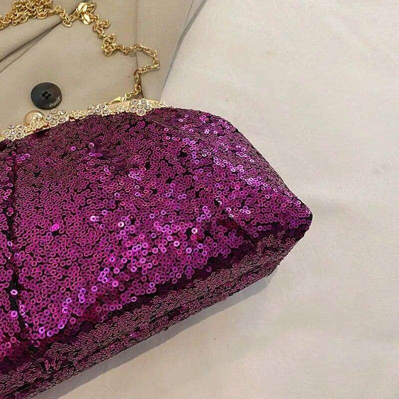 Luxurious evening bag with sequins and gold touches