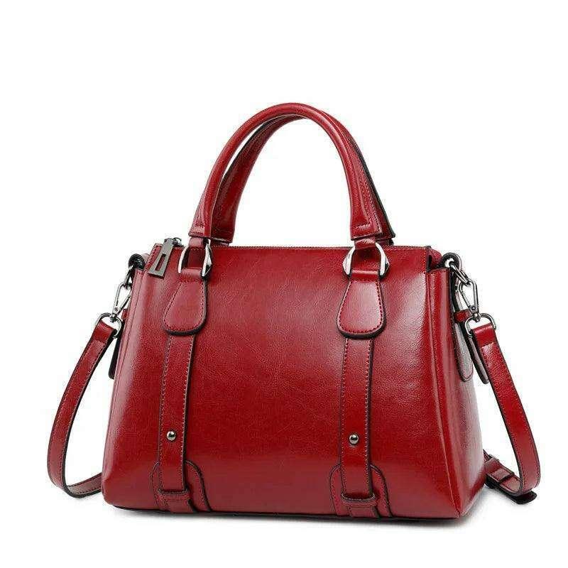 Elegant leather handbag for women - a combination of style and practicality