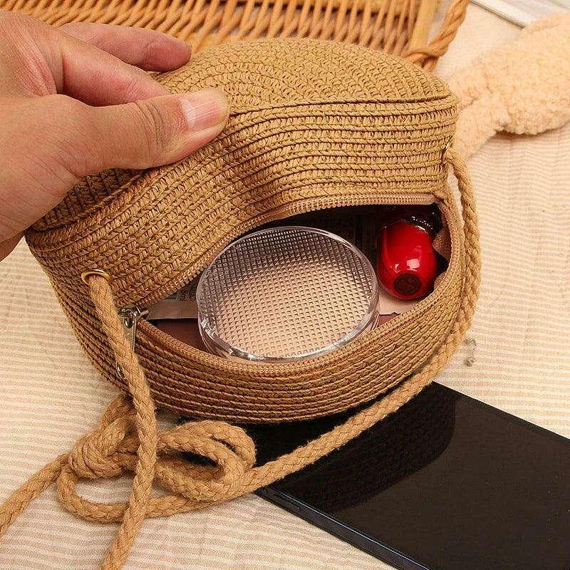 תיק צד עגול בעיצוב טבעי ונוח