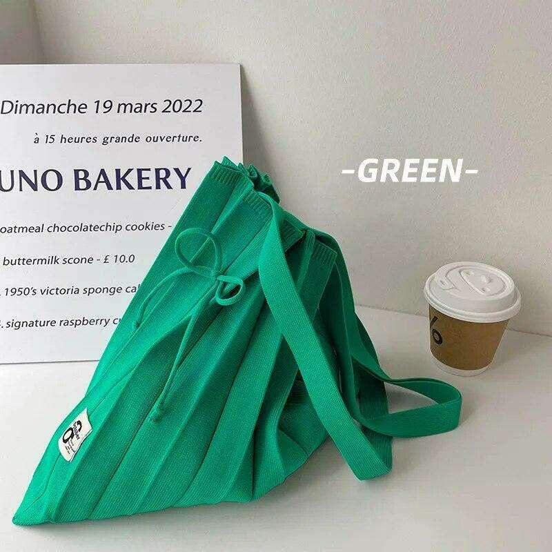 Pleated fabric crossbody bag for women – lightweight design and everyday comfort