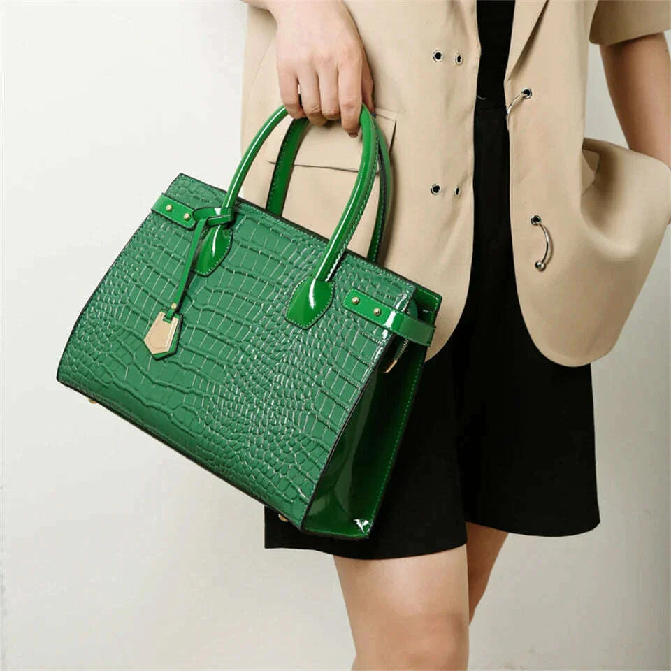 A luxurious handbag for women – style with an unforgettable presence