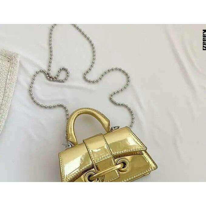 תיק יד מעוצב בעיצוב ייחודי ונוצץ