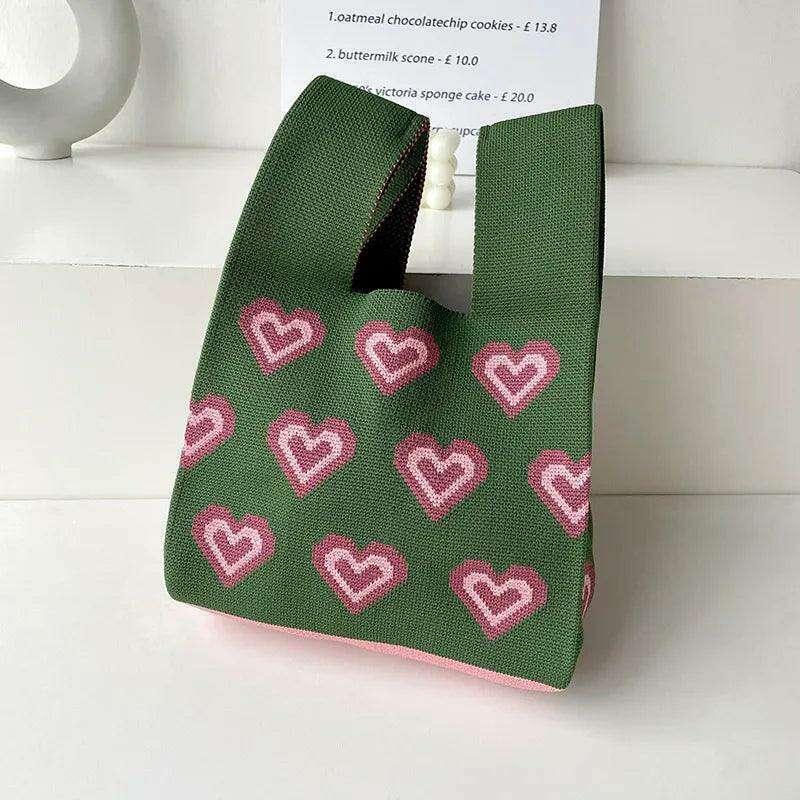 תיק בד עם דוגמת לבבות