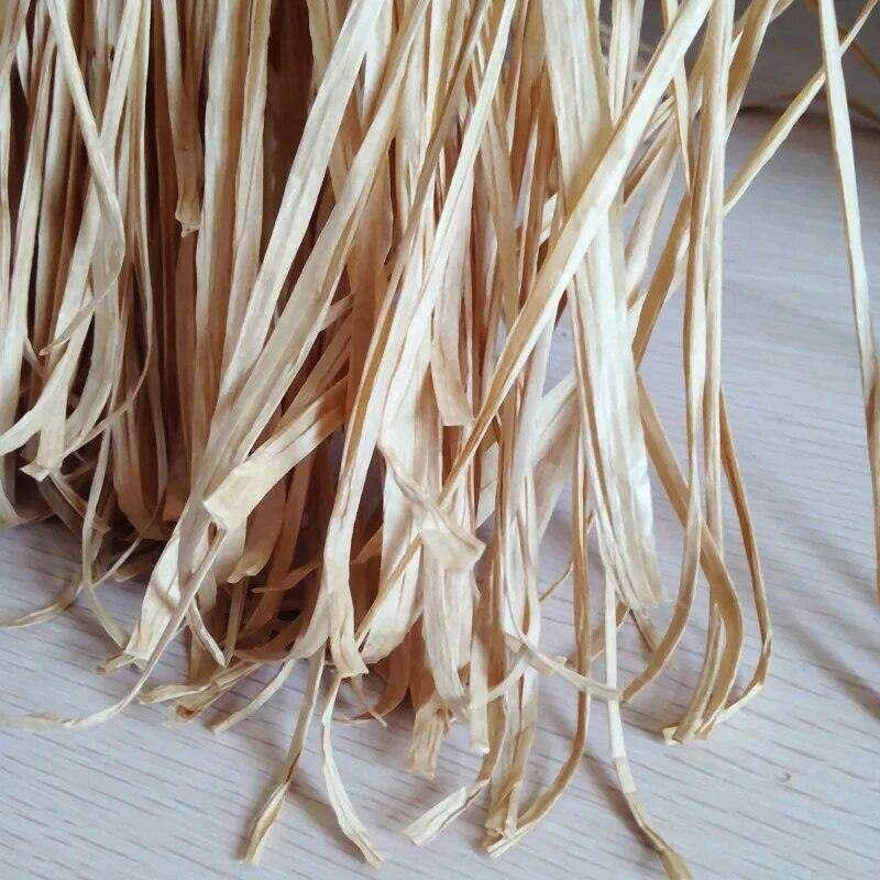 תיק צד קלוע בעבודת יד – שילוב של טבעיות וסטייל