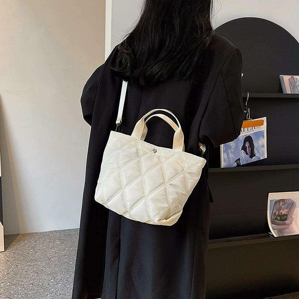 תיק קווילט קומפקטי לנשים