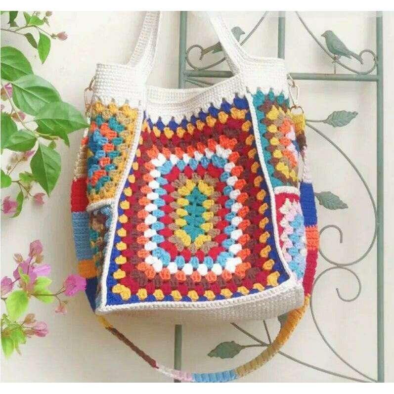 Handmade knitted shoulder bag – a fashionable and unique bag with a vintage touch 