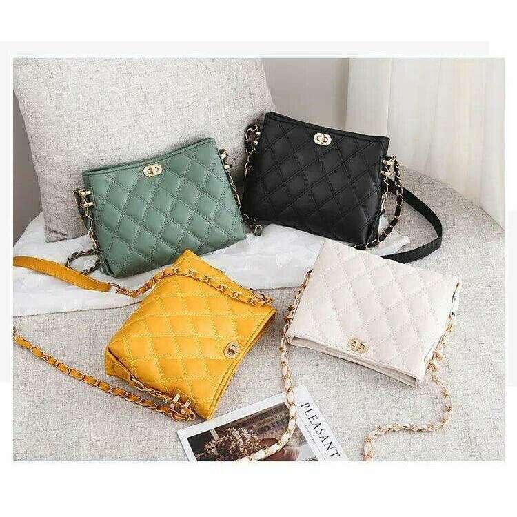 Fashionable shoulder bag for women