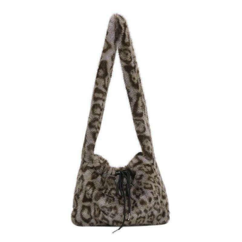 Furry shoulder bag for women - a perfect combination of style and comfort