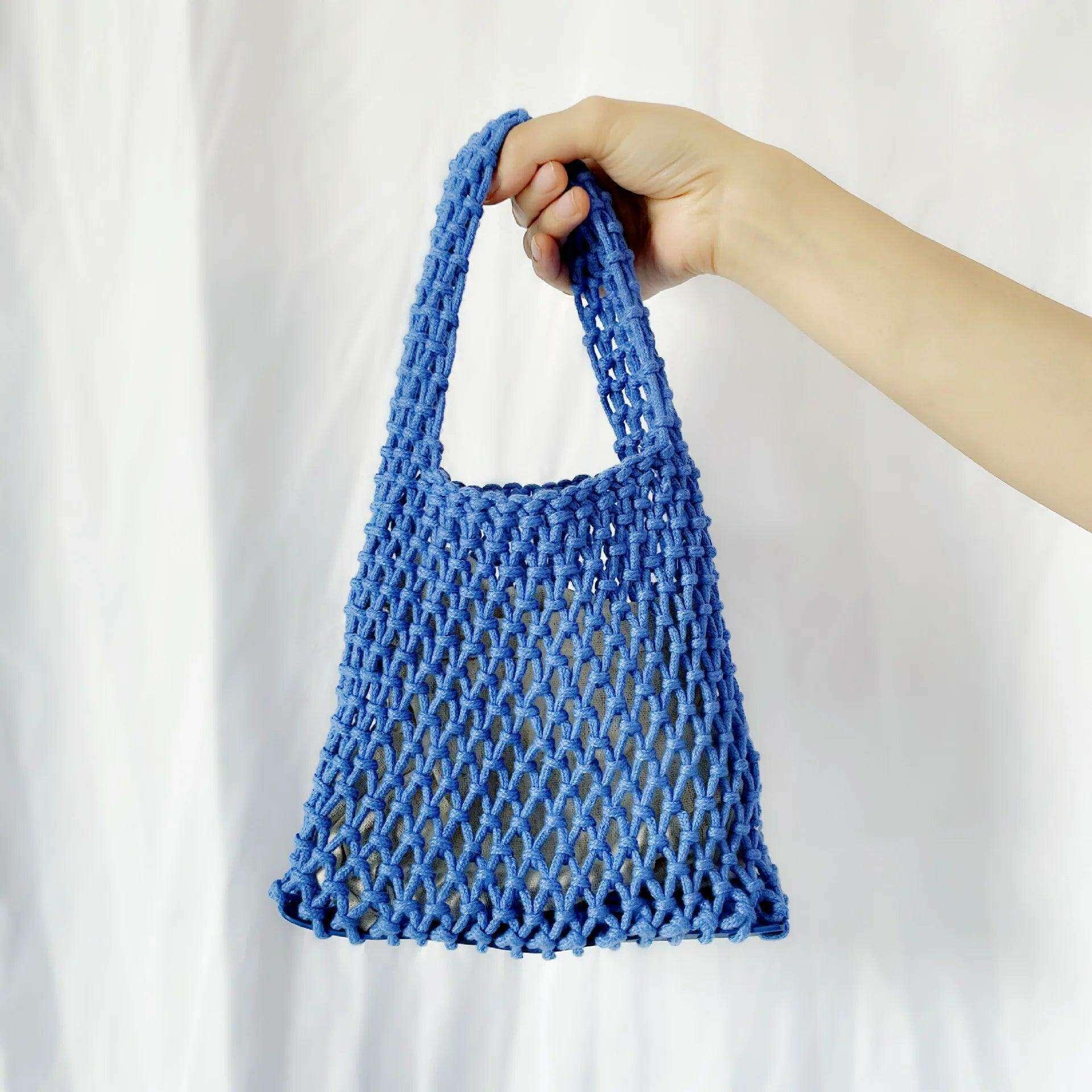A light and stylish mesh bag