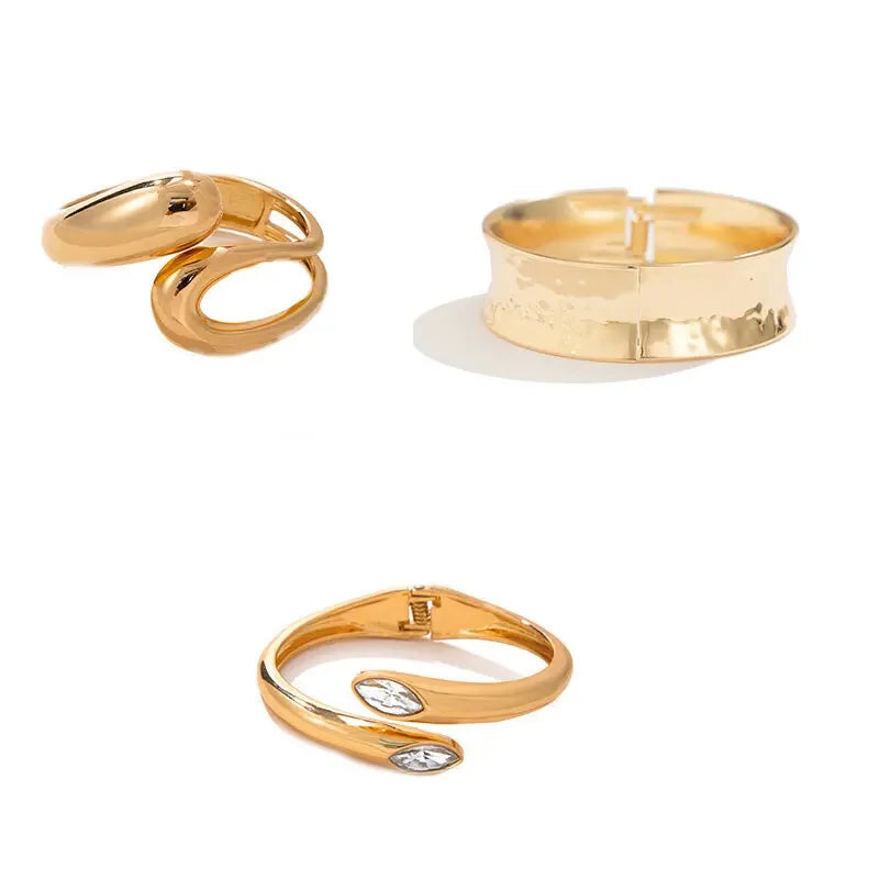 צמיד וינטג' לנשים – קפיץ מתכתי במראה ייחודי