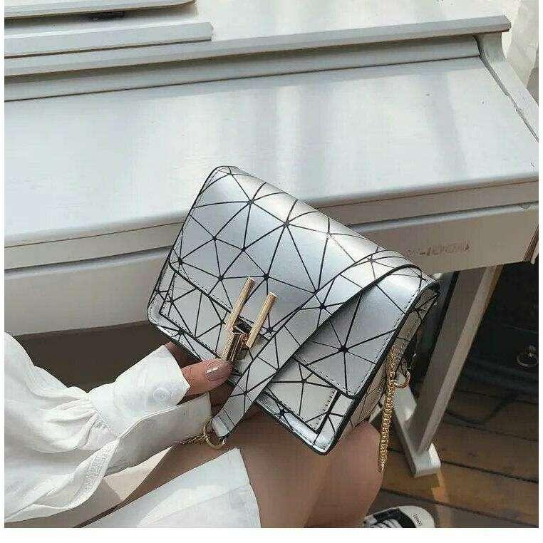 Women's evening bag with a glamorous geometric design