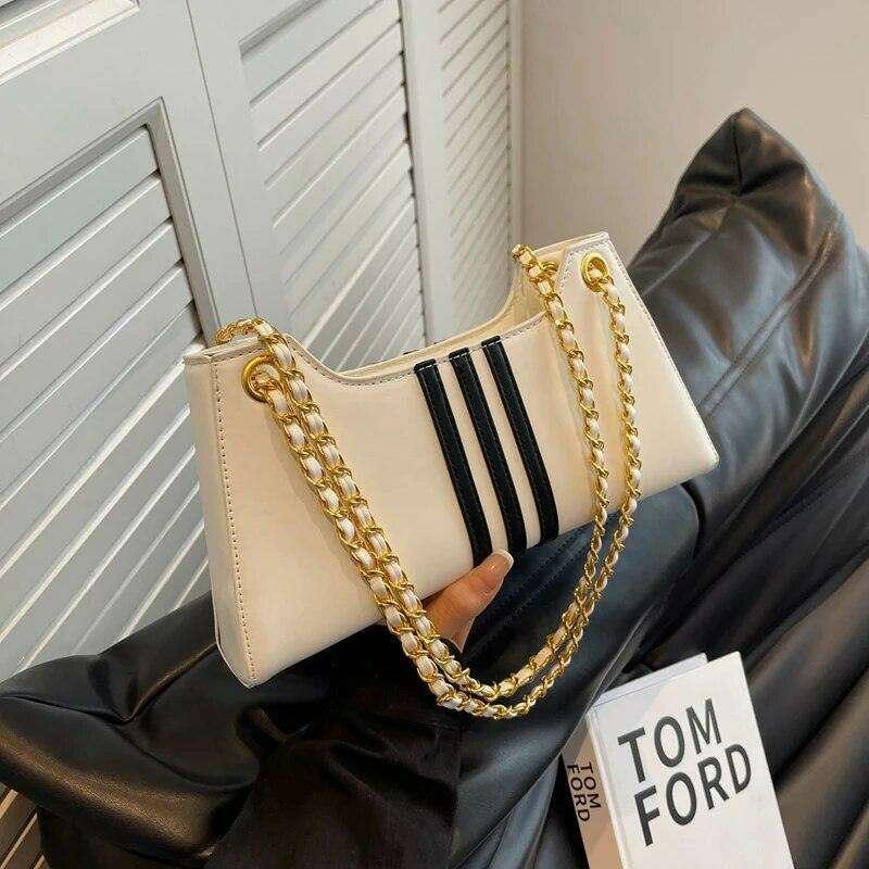 Luxury shoulder bag for women with metal chain