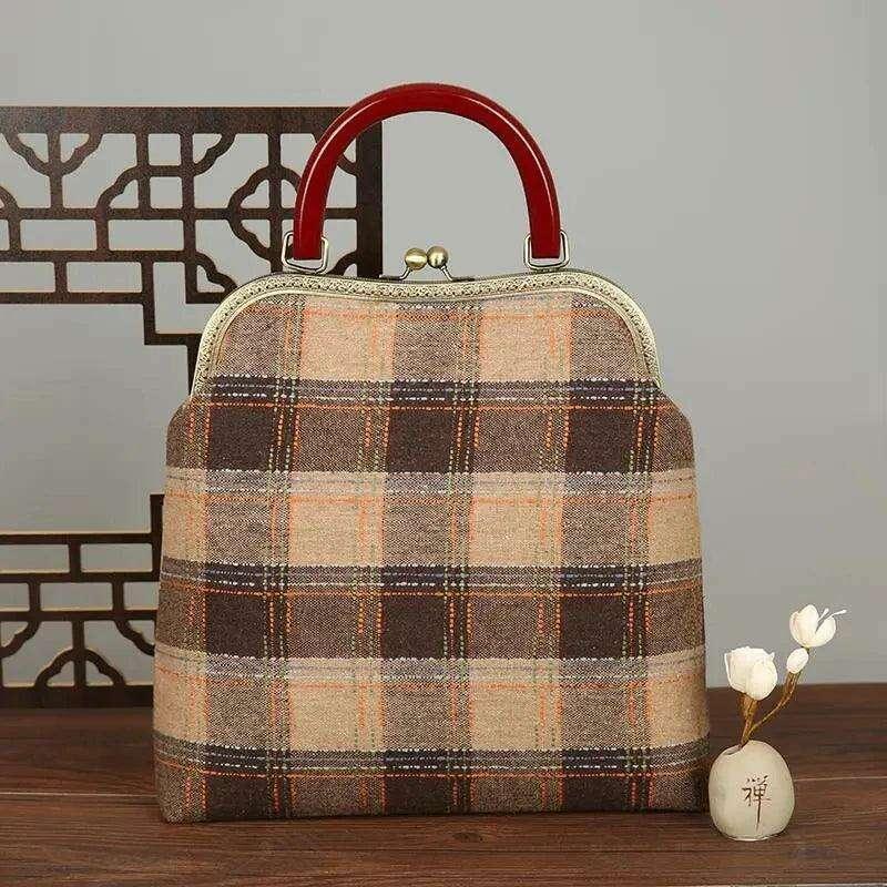 תיק ערב מעוצב בהשראה יפנית לנשים