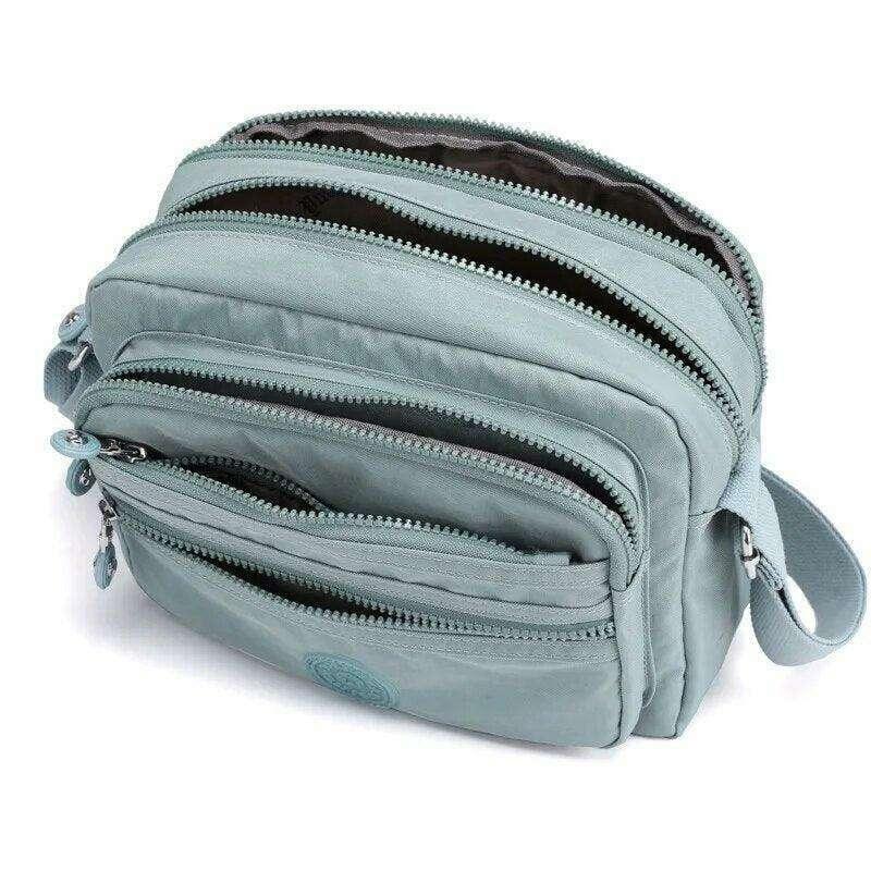 Women's shoulder bag with minimalist design