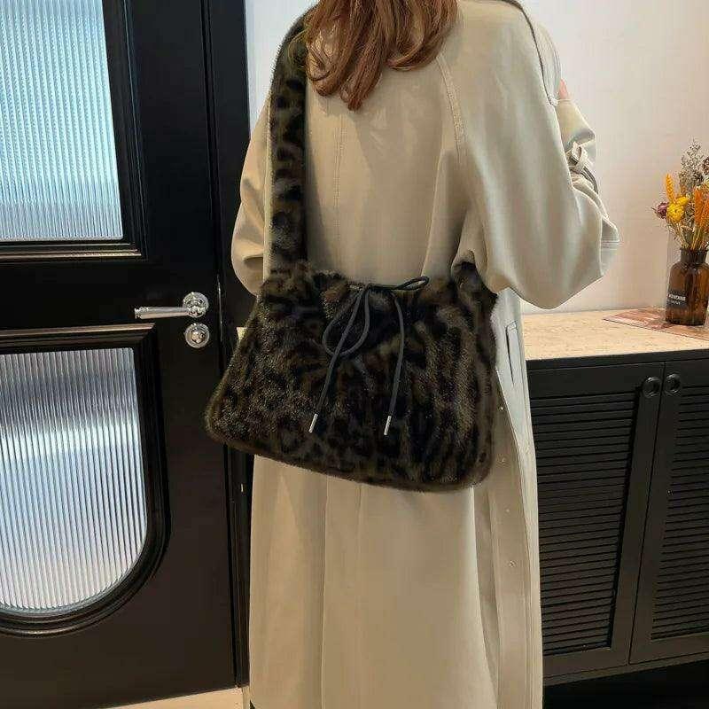 Furry shoulder bag for women - a perfect combination of style and comfort