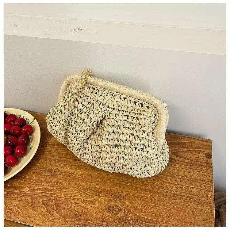 Women's knitted evening bag