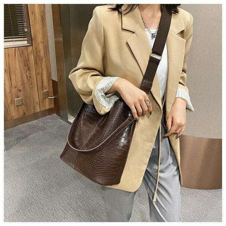 A fashionable shoulder bag with a unique look and crocodile texture