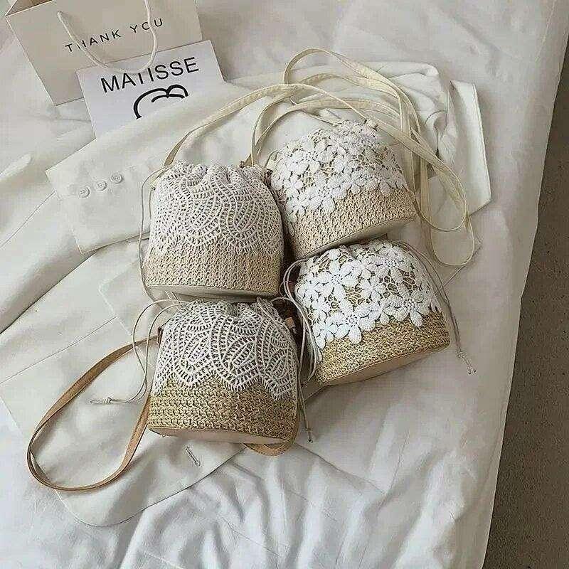 תיק קש סרוג עם תחרה לנשים