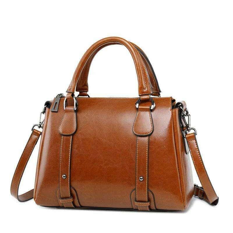 Elegant leather handbag for women - a combination of style and practicality