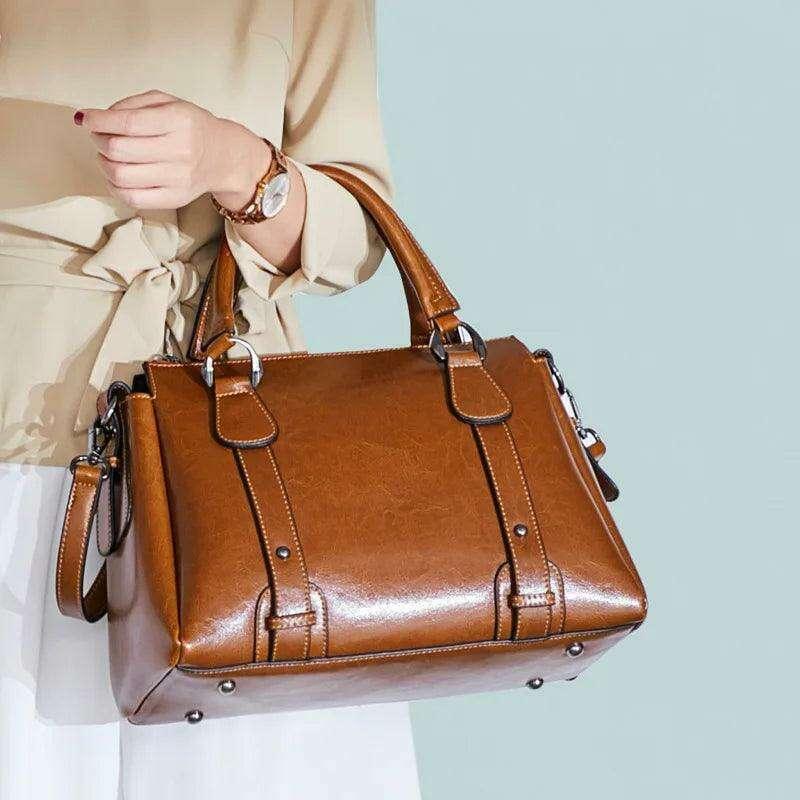 Elegant leather handbag for women - a combination of style and practicality