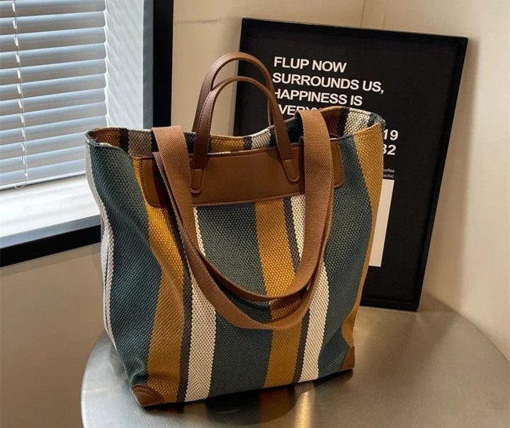 תיק קנבס מפוספס לנשים – תיק כתף אופנתי ונוח ליום יום