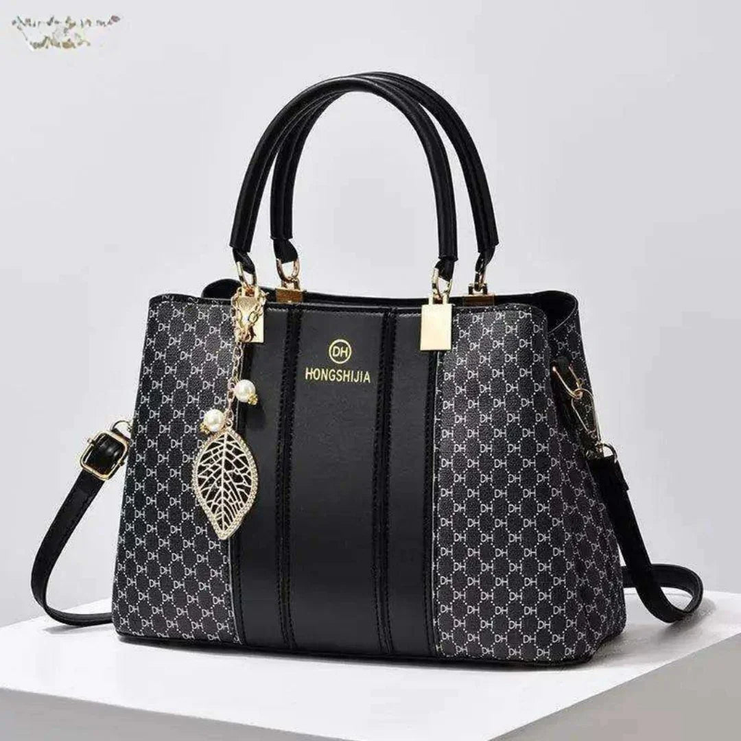 Large volume women's bag