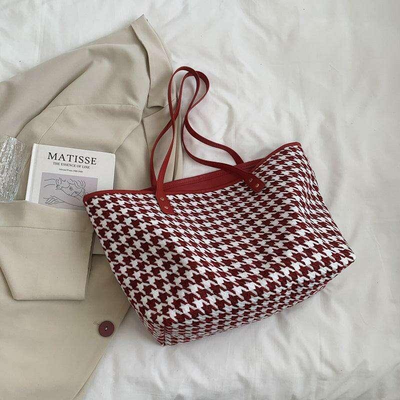 Women's chevron pattern shoulder bag