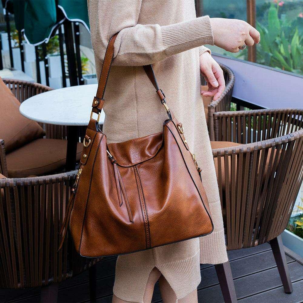 Women's leather shoulder bag